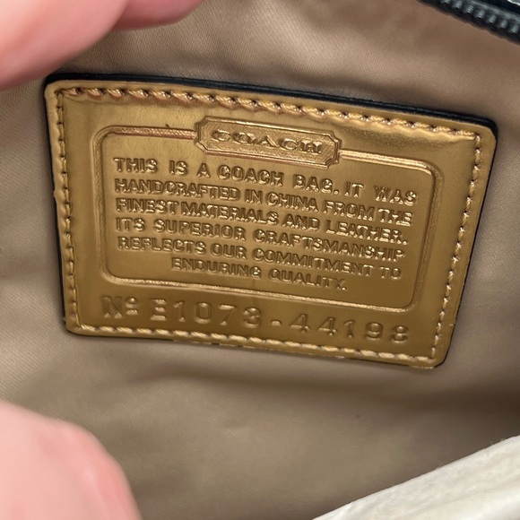 Vintage coach leopard Crossbody purse with coin, wallet purse included - Picture 9 of 11